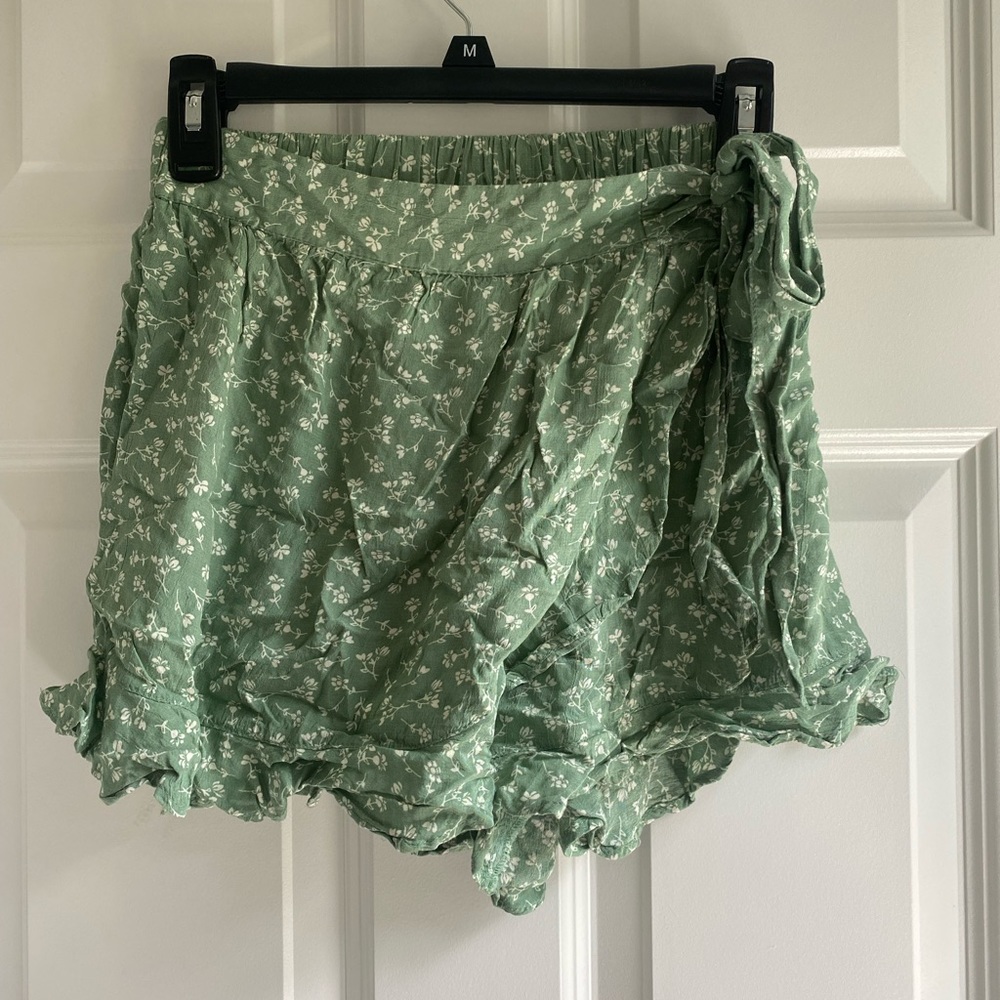 Primark green flower skort size 4